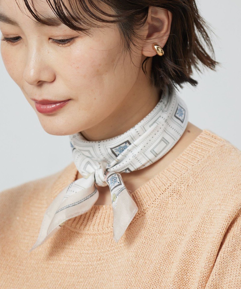 【ジェイ プレス/J.PRESS】のazulejoスクエアプリント スカーフ インテリア・キッズ・メンズ・レディースファッション・服の通販 founy(ファニー) 　ファッション　Fashion　レディースファッション　WOMEN　おすすめ　Recommend　オリエンタル　Oriental　ギフト プレゼント　Gift Present　シルク　Silk　スカーフ　Scarf　スクエア　Square　チャーム　Charm　ツイル　Twill　バンダナ　Bandana　プリント　Print　エレガント 上品　Elegant　夏　Summer　日本製　Made In Japan　春　Spring　S/S・春夏　Ss・Spring/Summer　ベージュ系5|ID: prp329100004537530 ipo3291000000032221967