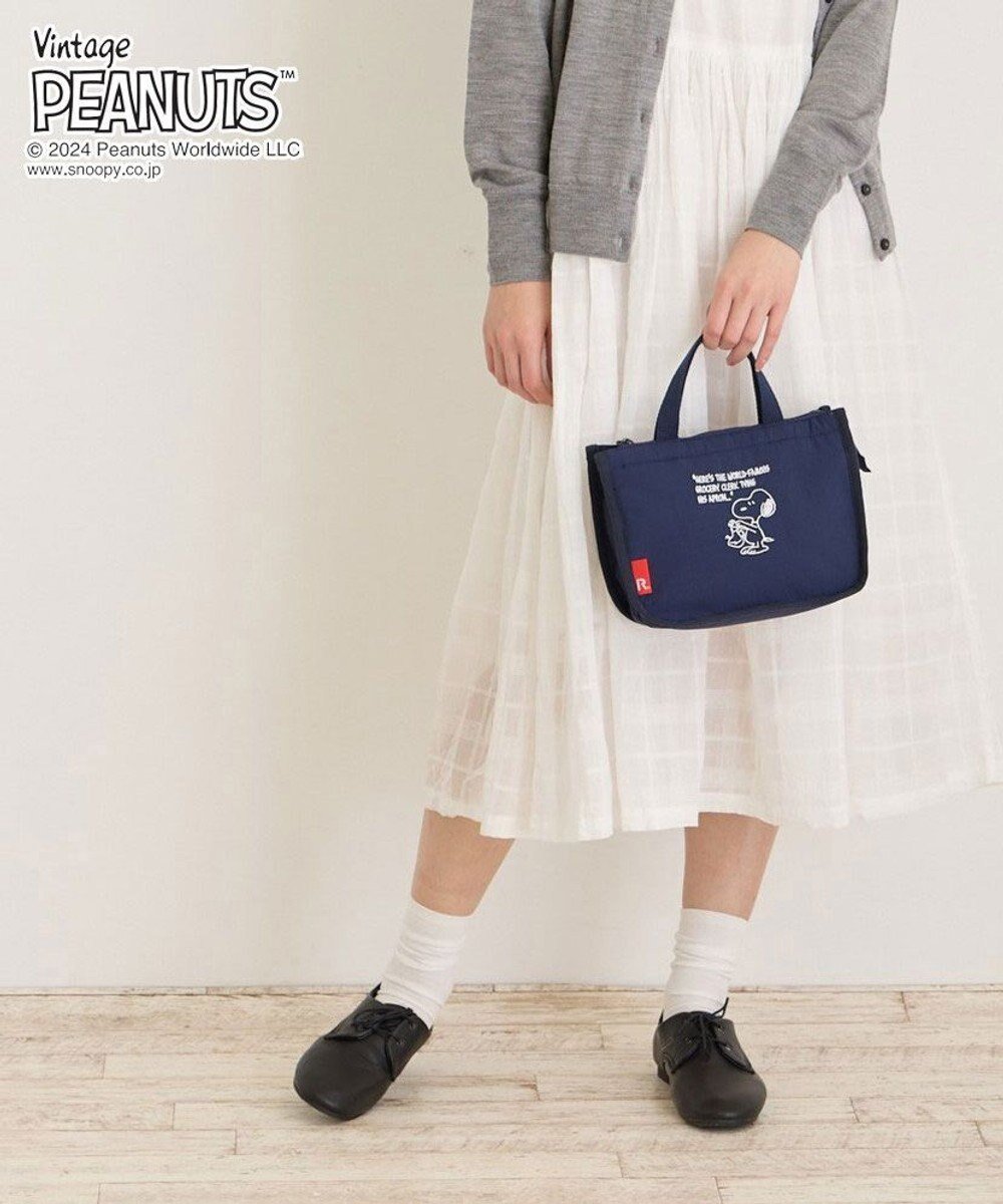 【ルートート/ROOTOTE】の8605【スヌーピー 簡易保冷】IP.サーモキーパー.デリ.ピーナッツ-9B インテリア・キッズ・メンズ・レディースファッション・服の通販 founy(ファニー) 　ファッション　Fashion　レディースファッション　Fashion for Women　インナー　Innerwear　洗える　Machine Washable　カメラ　Camera Accessories　クッション　Cushion, Throw Pillow　クール　Cool, Chic　スリム　Slim, Slim Fit　ポケット　Pocket, Pocket Detail　新作・新入荷　New Arrivals / New In　01:エプロン|ID: prp329100004538103 ipo3291000000034283196