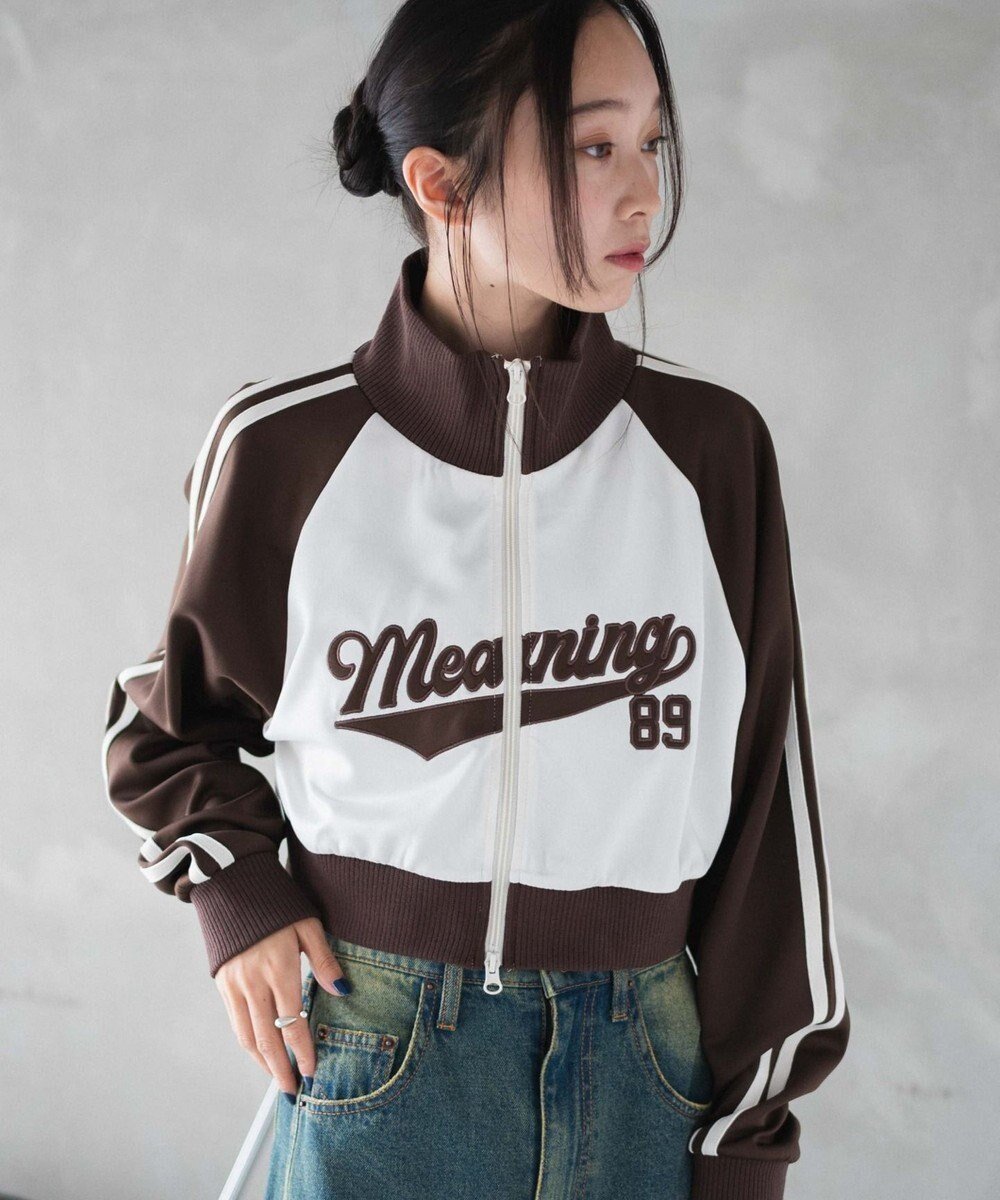 【ウィゴー/WEGO】のスタジアムロゴトラックジャケット インテリア・キッズ・メンズ・レディースファッション・服の通販 founy(ファニー) 　ファッション　Fashion　レディースファッション　Fashion for Women　アウター　Coat / Outerwear Collection　レディースジャケット・軽アウター　Jackets　ブルゾンジャケット・スポーティアウター　Blouson Jackets　おすすめ　Recommended / Our Picks　ショート　Short, Short Length　シンプル　Simple, Minimal　ジャケット　Jacket, Outerwear　スポーティ　Sporty, Casual Athletic　スマホ　Smartphone, Mobile Device　デニム　Denim, Jeans Material　トレンド　Trend, Trending Now　ブルゾン　Blouson, Bomber Jacket　ワンポイント　One Point, Statement Accent　秋　Autumn　A/W・秋冬　Autumn/Winter　羽織　Haori, Light Jacket　ブラウン|ID: prp329100004538272 ipo3291000000033680655