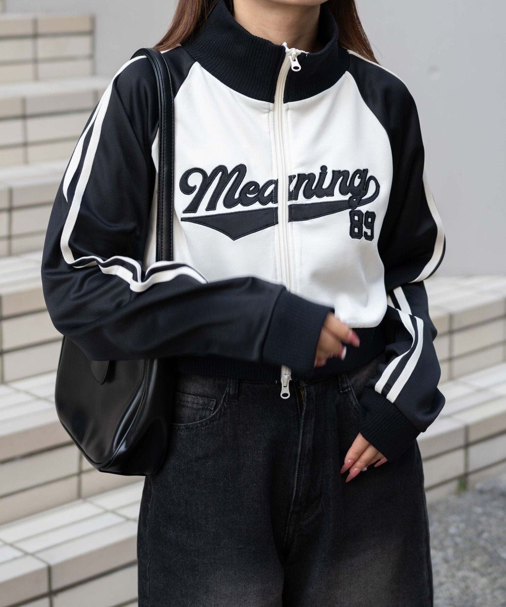 【ウィゴー/WEGO】のスタジアムロゴトラックジャケット インテリア・キッズ・メンズ・レディースファッション・服の通販 founy(ファニー) 　ファッション　Fashion　レディースファッション　Fashion for Women　アウター　Coat / Outerwear Collection　レディースジャケット・軽アウター　Jackets　ブルゾンジャケット・スポーティアウター　Blouson Jackets　おすすめ　Recommended / Our Picks　ショート　Short, Short Length　シンプル　Simple, Minimal　ジャケット　Jacket, Outerwear　スポーティ　Sporty, Casual Athletic　スマホ　Smartphone, Mobile Device　デニム　Denim, Jeans Material　トレンド　Trend, Trending Now　ブルゾン　Blouson, Bomber Jacket　ワンポイント　One Point, Statement Accent　秋　Autumn　A/W・秋冬　Autumn/Winter　羽織　Haori, Light Jacket　ブラック|ID: prp329100004538272 ipo3291000000033680656