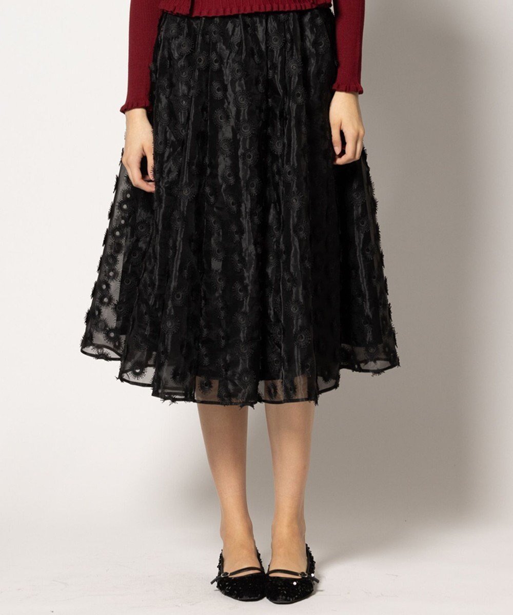 【トッカ/TOCCA】の【消臭・洗える】FLOWER RONDO スカート インテリア・キッズ・メンズ・レディースファッション・服の通販 founy(ファニー) 　ファッション　Fashion　レディースファッション　Fashion for Women　スカート　Skirts　フラワー　Flower, Floral　夏　Summer　S/S・春夏　SS, Spring/Summer, Warm Season　洗える　Machine Washable　A/W・秋冬　Autumn/Winter　雑誌　Magazine, Fashion Magazine　ブラック系|ID: prp329100004539540 ipo3291000000033680597