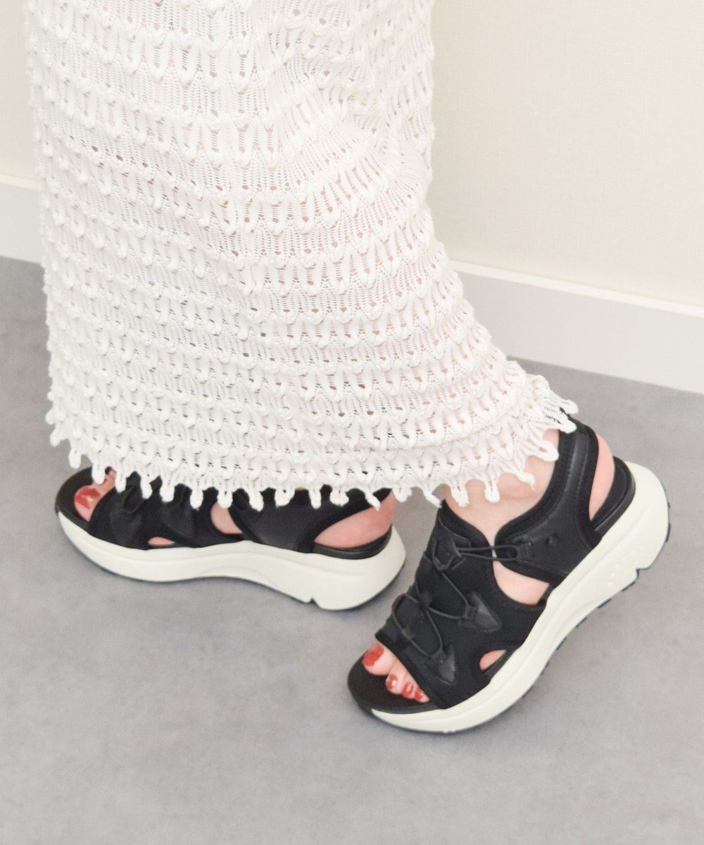 【インター ショシュール/INTER-CHAUSSURES】の【BUSSOLA】厚底スポーティサンダル インテリア・キッズ・メンズ・レディースファッション・服の通販 founy(ファニー) 　ファッション　Fashion　レディースファッション　Fashion for Women　厚底　Platform Shoes　サンダル　Sandals, Summer Shoes　バランス　Balance, Style Balance　ラバー　Rubber, Rubber Sole　リラックス　Relax, Relaxed Fit　A/W・秋冬　Autumn/Winter　S/S・春夏　SS, Spring/Summer, Warm Season　おすすめ　Recommended / Our Picks　夏　Summer　旅行　Travel　ブラックコンビ|ID: prp329100004539582 ipo3291000000032771992