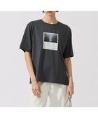 【アイシービー/iCB】の【接触冷感・UVケア・洗える】ロゴTEE カットソー 人気、トレンドファッション・服の通販 founy(ファニー) ファッション Fashion レディースファッション WOMEN トップス・カットソー Tops/Tshirt シャツ/ブラウス Shirts/Blouses ロング / Tシャツ T-Shirts カットソー Cut and Sewn 春 Spring 洗える Washable カットソー Cut And Sew コンパクト Compact プリント Print ベーシック Basic S/S・春夏 Ss・Spring/Summer 夏 Summer 2024年 2024 2024春夏・S/S Ss,Spring/Summer,2024 旅行 Travel thumbnail フォト×チャコール系|ID: prp329100004539647 ipo3291000000032148139
