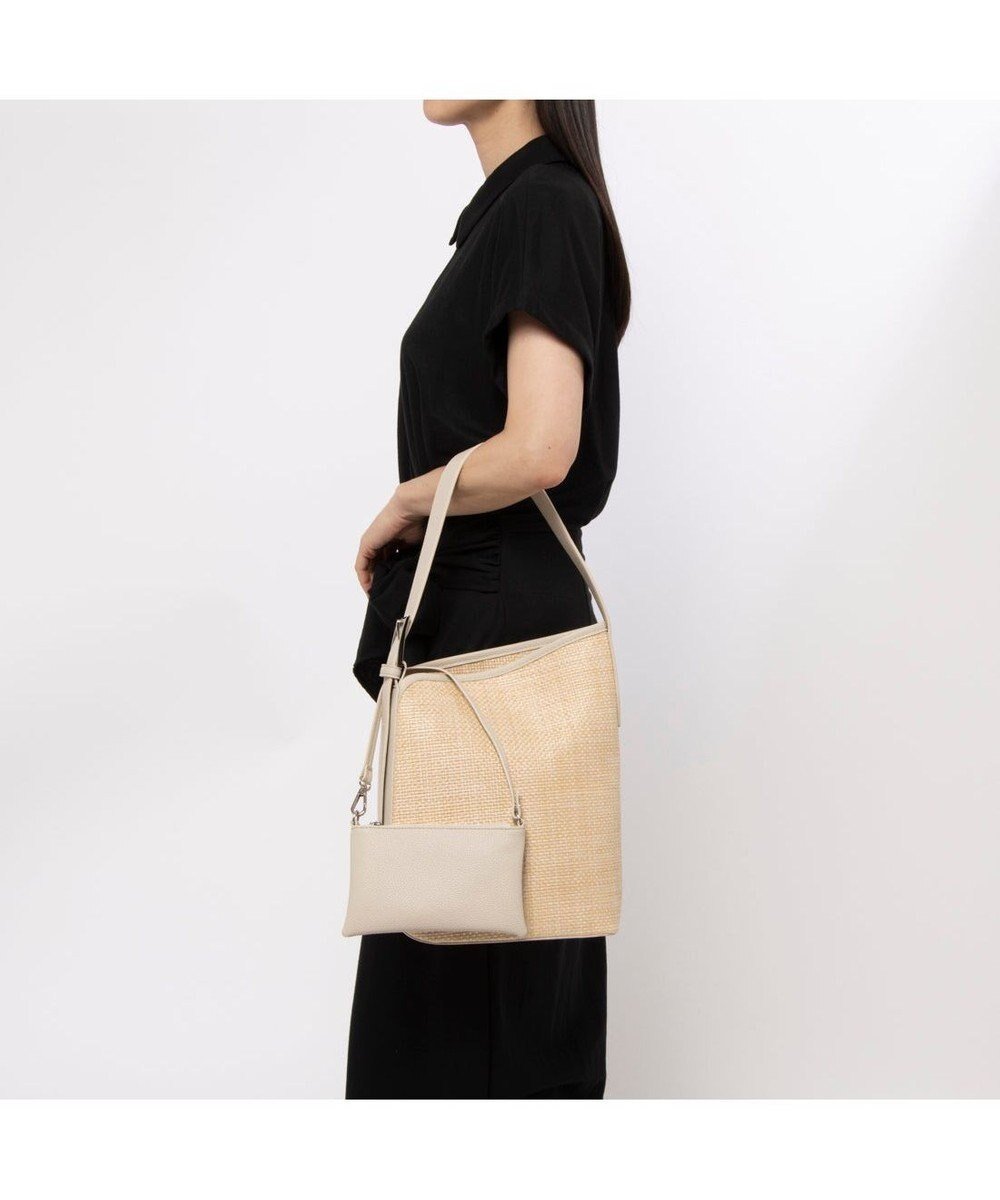 【アンビリオン/UNBILLION】のカシュカシュ cachecache / 雑材風アシンメトリートート インテリア・キッズ・メンズ・レディースファッション・服の通販 founy(ファニー) 　ファッション　Fashion　レディースファッション　Fashion for Women　バッグ　Bags　カラフル　Colorful Design　巾着　Drawstring Bag, Kinchaku　ショルダー　Shoulder, Shoulder Strap　財布　Wallet, Purse　ハンド　Hand, Handmade　パイピング　Piping, Trim Design　ポケット　Pocket, Pocket Detail　ミックス　Mix, Mixed Style　モチーフ　Motif, Design Theme　再入荷　Restock / Back in Stock　おすすめ　Recommended / Our Picks　アイボリー|ID: prp329100004540311 ipo3291000000033536862