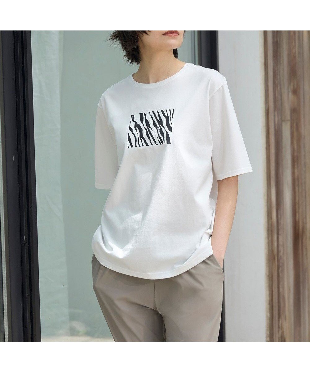 【アイシービー/iCB】の【接触冷感・UVケア・洗える】ゼブラ柄 TEE インテリア・キッズ・メンズ・レディースファッション・服の通販 founy(ファニー) 　ファッション　Fashion　レディースファッション　WOMEN　トップス・カットソー　Tops/Tshirt　シャツ/ブラウス　Shirts/Blouses　ロング / Tシャツ　T-Shirts　カットソー　Cut and Sewn　春　Spring　洗える　Washable　カットソー　Cut And Sew　シルク　Silk　スパンコール　Sequins　プリント　Print　モチーフ　Motif　S/S・春夏　Ss・Spring/Summer　夏　Summer　2025年　2025　2025春夏・S/S　Ss,Spring/Summer,2025　オフホワイト系|ID: prp329100004540323 ipo3291000000032284875