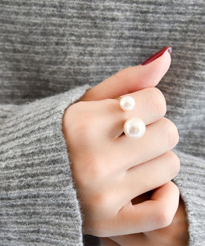 【フィービィー/phoebe】の≪TV番組着用商品≫Eye catchingパールリング インテリア・キッズ・メンズ・レディースファッション・服の通販 founy(ファニー) https://founy.com/ ファッション Fashion レディースファッション Fashion for Women おすすめ Recommended / Our Picks アクセサリー Fashion Accessories ガーリー Girly, Feminine Style パール Pearl, Pearl Accent 結婚式 Wedding |ID: prp329100004540342 ipo3291000000033579902