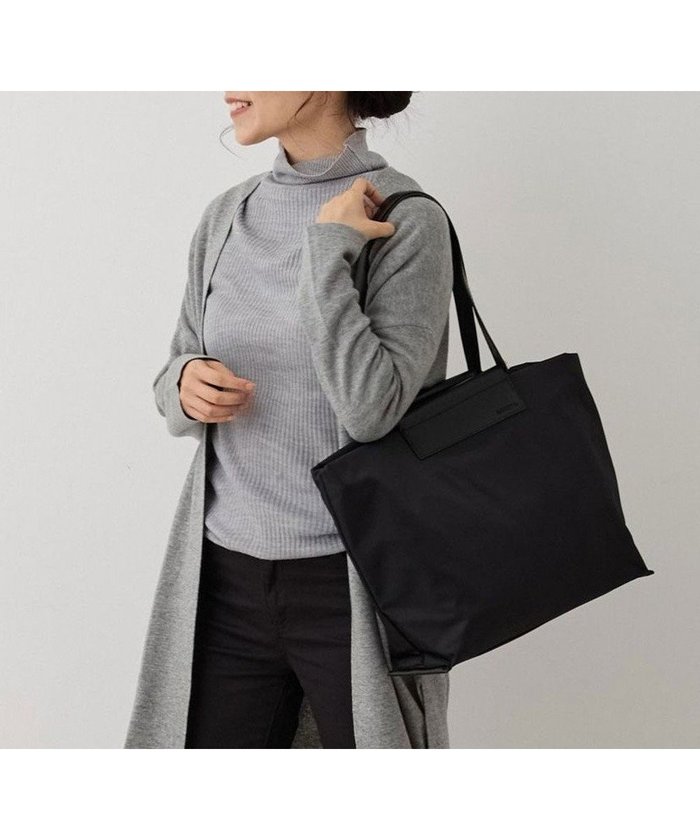 【ルートート/ROOTOTE】の1300【ビジネスバッグ】LT.ミディアム.アンプロア-A インテリア・キッズ・メンズ・レディースファッション・服の通販 founy(ファニー) https://founy.com/ ファッション Fashion レディースファッション Fashion for Women カメラ Camera Accessories ポケット Pocket, Pocket Detail ループ Loop, Loop Knit エレガント 上品 Elegant 新作・新入荷 New Arrivals / New In ビジネス 仕事 通勤 Business / Work / Commuting |ID: prp329100004541346 ipo3291000000033463068