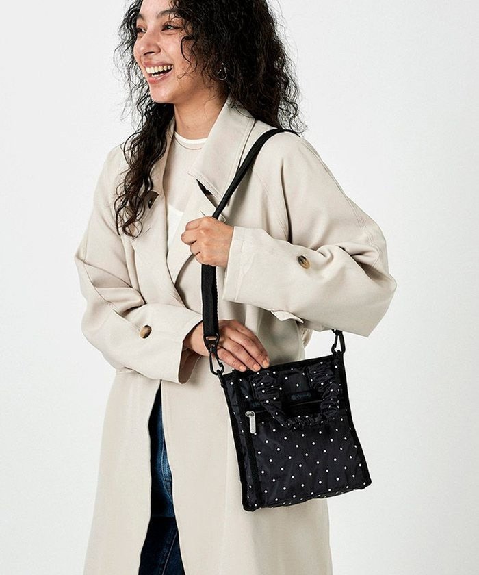 【レスポートサック/LeSportsac】のGH MINI N/S TOTE/プティドット インテリア・キッズ・メンズ・レディースファッション・服の通販 founy(ファニー) https://founy.com/ ファッション Fashion レディースファッション Fashion for Women バッグ Bags アウトドア Outdoor Clothing ギャザー Gathered, Ruffled シンプル Simple, Minimal スマート Smart, Elegant 財布 Wallet, Purse ドット Polka Dot, Dot Pattern ベーシック Basic, Essential ポケット Pocket, Pocket Detail ポーチ Pouch, Small Case モノトーン Monotone, Black and White おすすめ Recommended / Our Picks 旅行 Travel |ID: prp329100004541376 ipo3291000000033707492