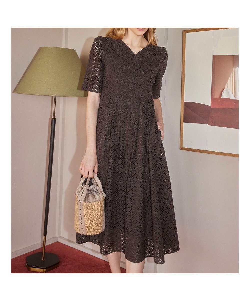 【トッカ/TOCCA】の【洗える・消臭】FLOWER OF ZELLIGE ドレス インテリア・キッズ・メンズ・レディースファッション・服の通販 founy(ファニー) 　ファッション　Fashion　レディースファッション　WOMEN　ワンピース　Dress　ドレス　Party Dresses　2025年　2025　2025春夏・S/S　Ss,Spring/Summer,2025　ドレス　Dress　フラワー　Flower　再入荷　Restock/Back In Stock/Re Arrival　夏　Summer　春　Spring　S/S・春夏　Ss・Spring/Summer　洗える　Washable　雑誌　Magazine　コーヒーブラウン|ID: prp329100004541462 ipo3291000000032087349