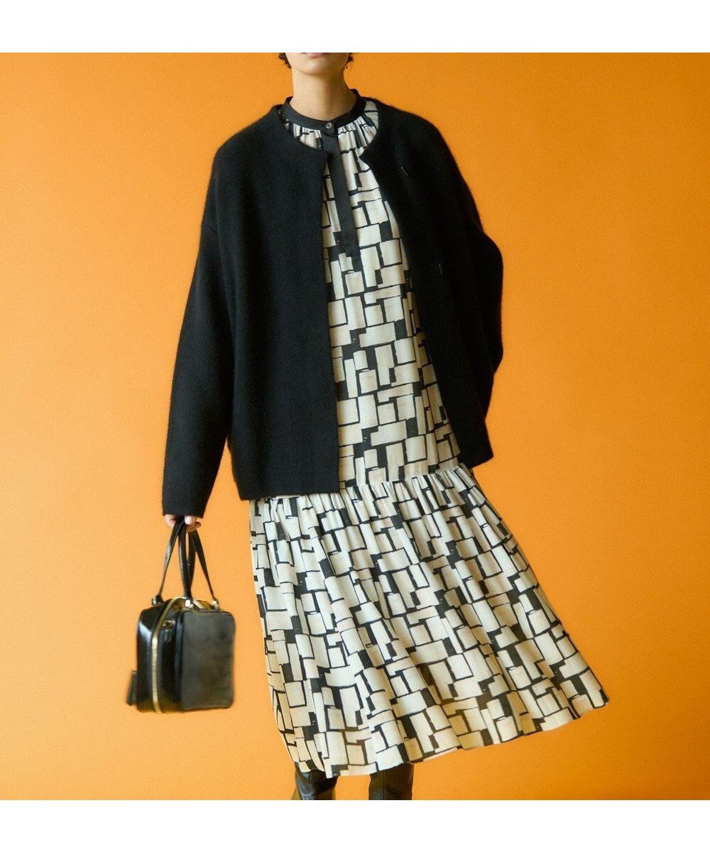 【23区/NIJYUSANKU】の【洗える】ARGENTI コラージュプリント ワンピース 人気、トレンドファッション・服の通販 founy(ファニー) 　ファッション　Fashion　レディースファッション　WOMEN　ワンピース　Dress　イタリア　Italy　インポート　Import　エレガント 上品　Elegant　洗える　Washable　カーディガン　Cardigan　シンプル　Simple　ジョーゼット　Georgette　ティアード　Tiered　フレア　Flare　プリント　Print　モザイク　Mosaic　A/W・秋冬　Aw・Autumn/Winter・Fw・Fall-Winter　冬　Winter　おすすめ　Recommend　2024年　2024　2024-2025秋冬・A/W　Aw/Autumn/Winter/Fw/Fall/2024-2025　 other-1|ID: prp329100004541497 ipo3291000000032087809