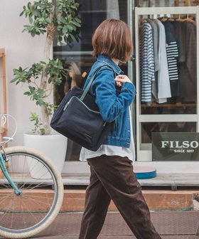 【ユーシ/YUSHI】のSquare - TOTEBAG トートバッグ【撥水/ナイロン/軽量】 人気、トレンドファッション・服の通販 founy(ファニー) ファッション Fashion レディースファッション WOMEN バッグ Bag 軽量 Lightweight スクエア Square トレンド Trend フィット Fit ベーシック Basic ポケット Pocket モダン Modern ビジネス 仕事 通勤 Business |ID:prp329100004541504