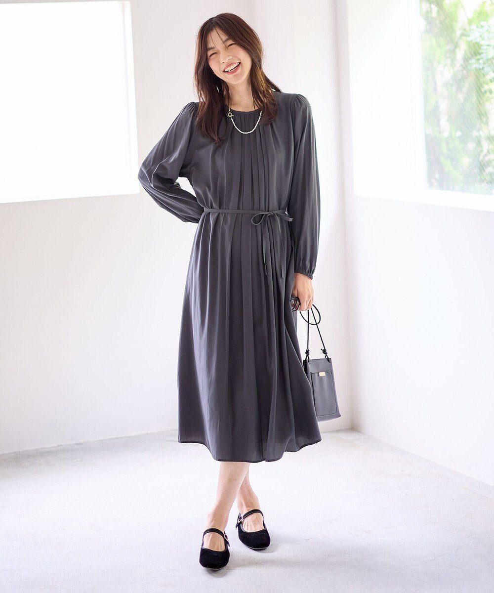 【エニィファム/any FAM】のギャザーワンピース インテリア・キッズ・メンズ・レディースファッション・服の通販 founy(ファニー) 　ファッション　Fashion　レディースファッション　WOMEN　ワンピース　Dress　おすすめ　Recommend　インナー　Inner　ギャザー　Gather　タートルネック　Turtleneck　ブルゾン　Blouson　エレガント 上品　Elegant　A/W・秋冬　Aw・Autumn/Winter・Fw・Fall-Winter　チャコール|ID: prp329100004541507 ipo3291000000032087863