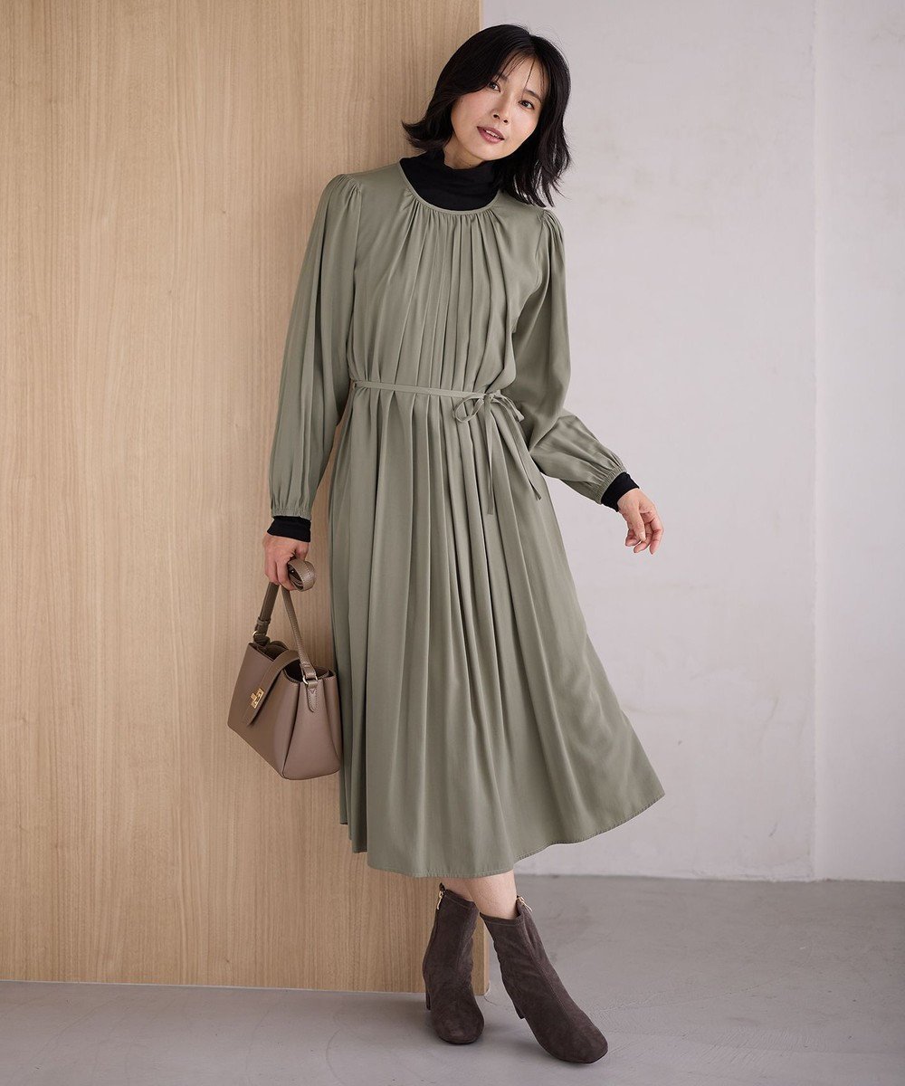 【エニィファム/any FAM】のギャザーワンピース インテリア・キッズ・メンズ・レディースファッション・服の通販 founy(ファニー) 　ファッション　Fashion　レディースファッション　WOMEN　ワンピース　Dress　おすすめ　Recommend　インナー　Inner　ギャザー　Gather　タートルネック　Turtleneck　ブルゾン　Blouson　エレガント 上品　Elegant　A/W・秋冬　Aw・Autumn/Winter・Fw・Fall-Winter　カーキ|ID: prp329100004541507 ipo3291000000032087864