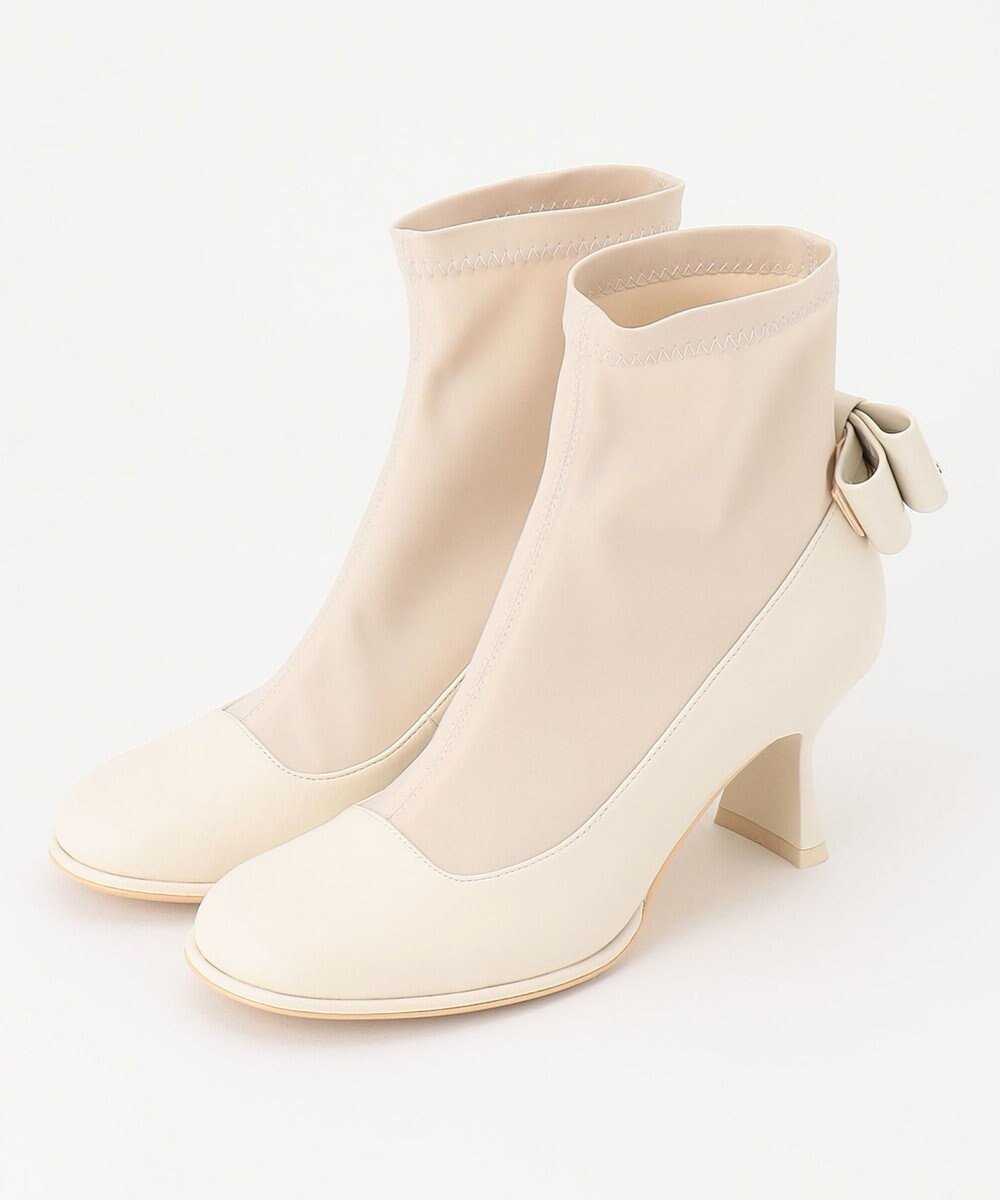 【トッカ/TOCCA】のBACK RIBBON SHORTBOOTS ショートブーツ インテリア・キッズ・メンズ・レディースファッション・服の通販 founy(ファニー) 　ファッション　Fashion　レディースファッション　Fashion for Women　冬　Winter / This Winter　おすすめ　Recommended / Our Picks　エレガント 上品　Elegant　ショート　Short, Short Length　ストレッチ　Stretch, Stretchy Fabric　ドレス　Dress, One-Piece　バランス　Balance, Style Balance　フィット　Fit, Slim Fit　フェミニン　Feminine, Girly　リボン　Ribbon, Bow　A/W・秋冬　Autumn/Winter　アイボリー系|ID: prp329100004541540 ipo3291000000032686552