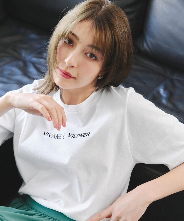 【ティアクラッセ/Tiaclasse】の【洗える】刺繍ロゴシンプルTシャツ インテリア・キッズ・メンズ・レディースファッション・服の通販 founy(ファニー) https://founy.com/ ファッション Fashion レディースファッション Fashion for Women トップス・カットソー Cut & Sew Tops シャツ・ブラウス・オフィスカジュアル Elegant Blouses & Button-Ups ロングTシャツ・Tシャツ Longline T-Shirts & Tees カットソー・ベーシックTシャツ Cut-and-Sewn Tops / Stretch Tees & Basics アクセサリー Fashion Accessories ウォッシャブル Machine Washable 春 Spring 洗える Machine Washable 秋 Autumn カットソー Cut and Sewn Top カーディガン Cardigan, Knitwear シンプル Simple, Minimal チュニック Tunic, Long Top プリント Print, Printed Pattern ポケット Pocket, Pocket Detail 半袖 Short Sleeve, Half Sleeve S/S・春夏 SS, Spring/Summer, Warm Season 再入荷 Restock / Back in Stock 夏 Summer 新作・新入荷 New Arrivals / New In |ID: prp329100004541645 ipo3291000000032539260