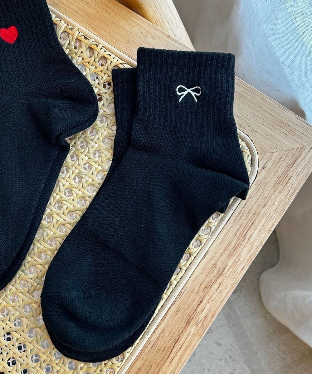 【ウィゴー/WEGO】のモチーフ刺繍アンクル底パイルソックス インテリア・キッズ・メンズ・レディースファッション・服の通販 founy(ファニー) 　ファッション　Fashion　レディースファッション　WOMEN　ソックス　Socks　レッグウェア　Legwear　おすすめ　Recommend　アンクル　Uncle　サンダル　Sandals　シンプル　Simple　スニーカー　Sneakers　スマホ　Smartphone　ソックス　Socks　モチーフ　Motif　ワンポイント　One Point　夏　Summer　柄2|ID: prp329100004541866 ipo3291000000032090428