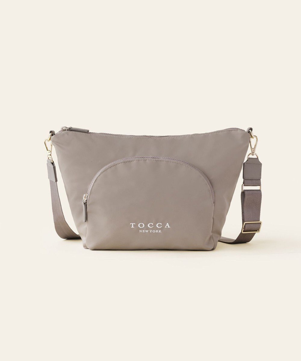 【トッカ/TOCCA】の【WEB&一部店舗限定】【撥水・環境に優しい素材】COLLINA NYLON BAG ショルダーバッグ インテリア・キッズ・メンズ・レディースファッション・服の通販 founy(ファニー) 　ファッション　Fashion　レディースファッション　Ladies' Fashion Online　バッグ　Bag　クラウン　Crown　軽量　Lightweight　シューズ　Shoes　ジップ　Zip　スポーツ　Sports　財布　Wallet　トレンド　Trend　フォルム　Form　フロント　Front　ポケット　Pocket　メッシュ　Mesh　リュクス　Luxe　おすすめ　Recommend　旅行　Travel　ベージュ系|ID: prp329100004542858 ipo3291000000032477013