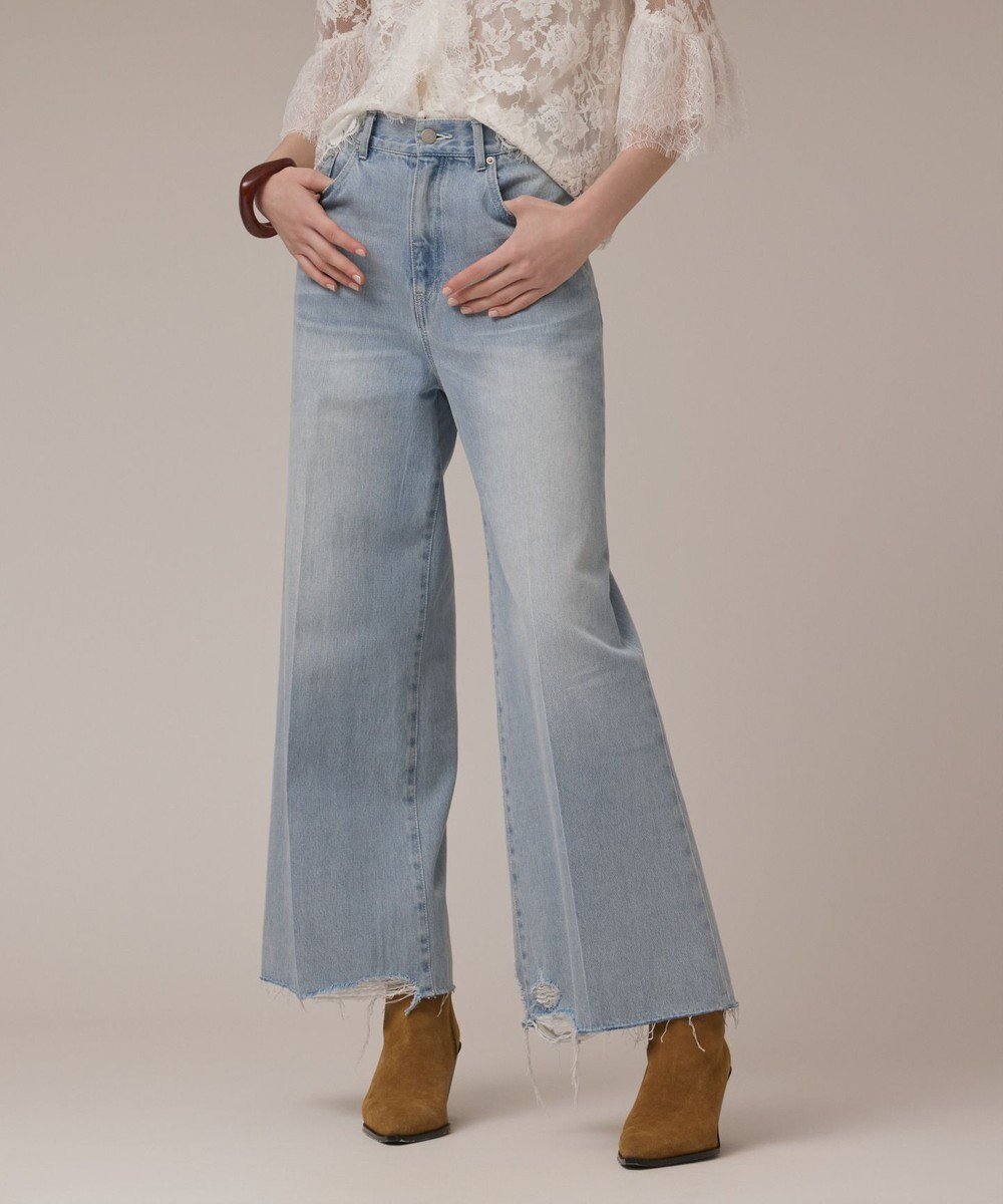 【グレース コンチネンタル/GRACE CONTINENTAL】のバギーデニムパンツ インテリア・キッズ・メンズ・レディースファッション・服の通販 founy(ファニー) ファッション Fashion レディースファッション Fashion for Women パンツ Pants & Trousers デニムパンツ・ジーンズ・美脚デニム Denim Jeans & Pants クラッシュ Distressed, Crashed Style センター Center, Center Line デニム Denim, Jeans Material フレア Flare, Flared ルーズ Loose, Oversized 夏 Summer S/S・春夏 SS, Spring/Summer, Warm Season A/W・秋冬 Autumn/Winter サックス|ID: prp329100004543023 ipo3291000000033689790
