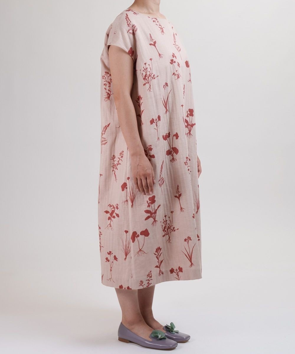 【ムーク/muuc】の【ゆったりシルエットで涼しく上品】ワンピースドレス インテリア・キッズ・メンズ・レディースファッション・服の通販 founy(ファニー) 　ファッション　Fashion　レディースファッション　WOMEN　ワンピース　Dress　ドレス　Party Dresses　春　Spring　シンプル　Simple　タートルネック　Turtleneck　ドレス　Dress　定番　Standard　ハンド　Hand　パターン　Pattern　プリント　Print　ボタニカル　Botanical　ポケット　Pocket　S/S・春夏　Ss・Spring/Summer　夏　Summer　エレガント 上品　Elegant　ピンク|ID: prp329100004543916 ipo3291000000032267702