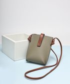 【スタイルコード/STYLE CODE】の【PADMA/パドマ】ベルトデザイン シュリンクレザーマルチポシェット 人気、トレンドファッション・服の通販 founy(ファニー) ファッション Fashion レディースファッション WOMEN ベルト Belts 軽量 Lightweight シンプル Simple スタイリッシュ Stylish スマホ Smartphone 人気 Popularity ハンカチ Handkerchief ハンドバッグ Handbag フォーマル Formal ボックス Box ポケット Pocket ポシェット Pochette リップ Lip おすすめ Recommend 旅行 Travel エレガント 上品 Elegant セレモニー Ceremony クリスマス X'mas Christmas Xmas ギフト プレゼント Gift Present 入学式 Entrance Ceremony 卒業式 Graduation Ceremony 結婚式 Wedding Ceremony ビジネス 仕事 通勤 Business thumbnail オリーブ|ID: prp329100004544086 ipo3291000000032268763