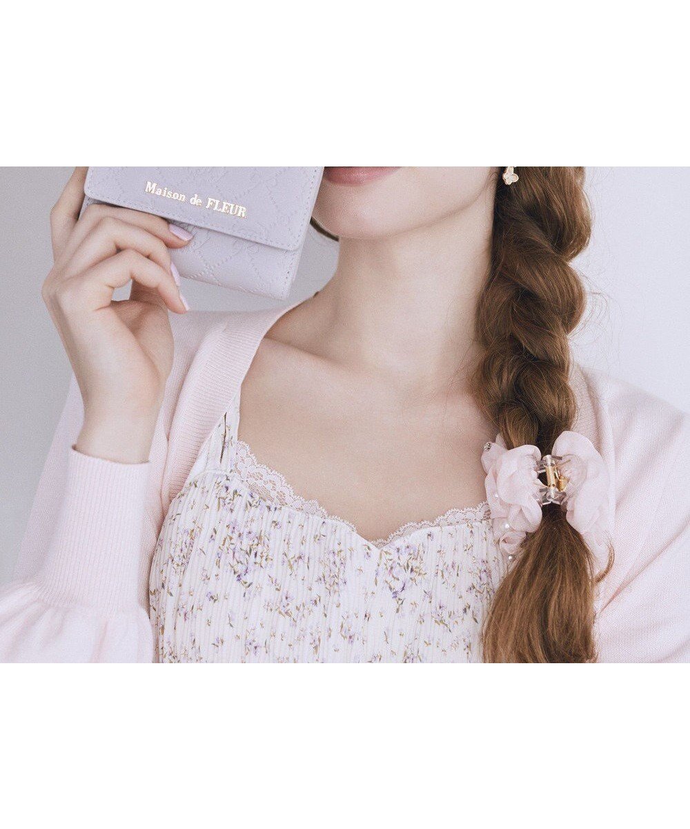 【メゾンドフルール/Maison de FLEUR】のカラーモノグラムウォレット インテリア・キッズ・メンズ・レディースファッション・服の通販 founy(ファニー) ファッション Fashion レディースファッション Fashion for Women ミニ財布・二つ折り財布 Wallets & Card Cases 2026年 2026 おすすめ Recommended / Our Picks ウォレット Wallet コンパクト Compact, Small Size チャーム Charm, Pendant ポケット Pocket, Pocket Detail モチーフ Motif, Design Theme ラウンド Round, Round Neck リボン Ribbon, Bow 財布 Wallet, Purse Grayish Blue|ID: prp329100004544343 ipo3291000000035648985