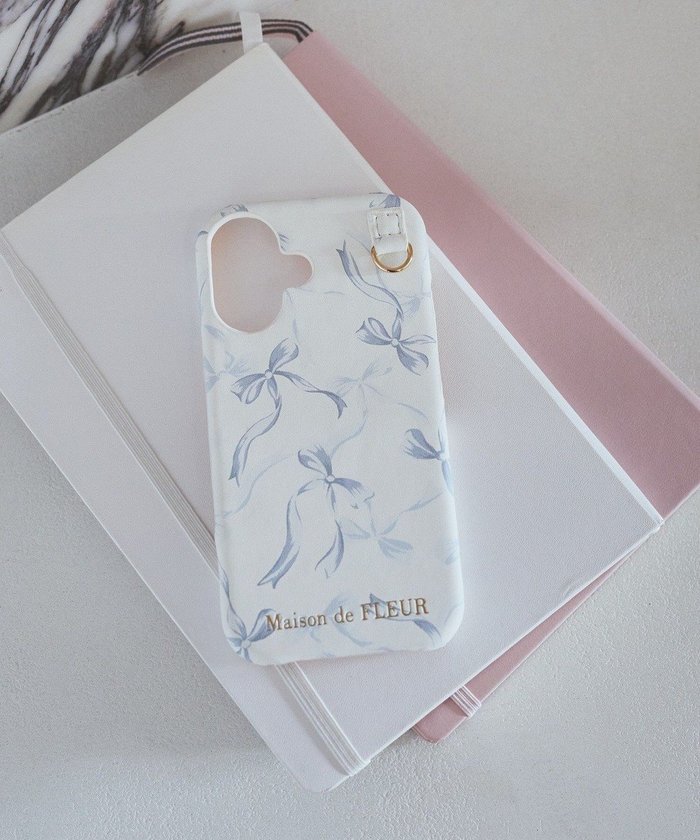 【メゾンドフルール/Maison de FLEUR】のリボンプリントアイフォン16ケース インテリア・キッズ・メンズ・レディースファッション・服の通販 founy(ファニー) https://founy.com/ ファッション Fashion レディースファッション WOMEN スポーツウェア Sportswear iPhone アイフォーン Iphone おすすめ Recommend ギフト プレゼント Gift Present スポーツ Sports チャーム Charm モバイル Mobile ラップ Wrap リボン Ribbon エレガント 上品 Elegant |ID: prp329100004544366 ipo3291000000032270884