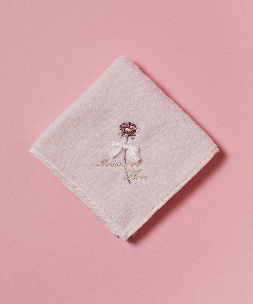 【メゾンドフルール/Maison de FLEUR】のローズ刺繍タオルハンカチ インテリア・キッズ・メンズ・レディースファッション・服の通販 founy(ファニー) 　ファッション　Fashion　レディースファッション　Fashion for Women　ミニ財布・二つ折り財布　Wallets & Card Cases　コンパクト　Compact, Small Size　財布　Wallet, Purse　タオル　Towel, Bath Towel　ハンカチ　Handkerchief, Hanky　ハンド　Hand, Handmade　モチーフ　Motif, Design Theme　リボン　Ribbon, Bow　ローズ　Rose, Rose Motif　おすすめ　Recommended / Our Picks　エレガント 上品　Elegant　ギフト プレゼント　Gift / Present　Light Pink|ID: prp329100004544422 ipo3291000000032498077