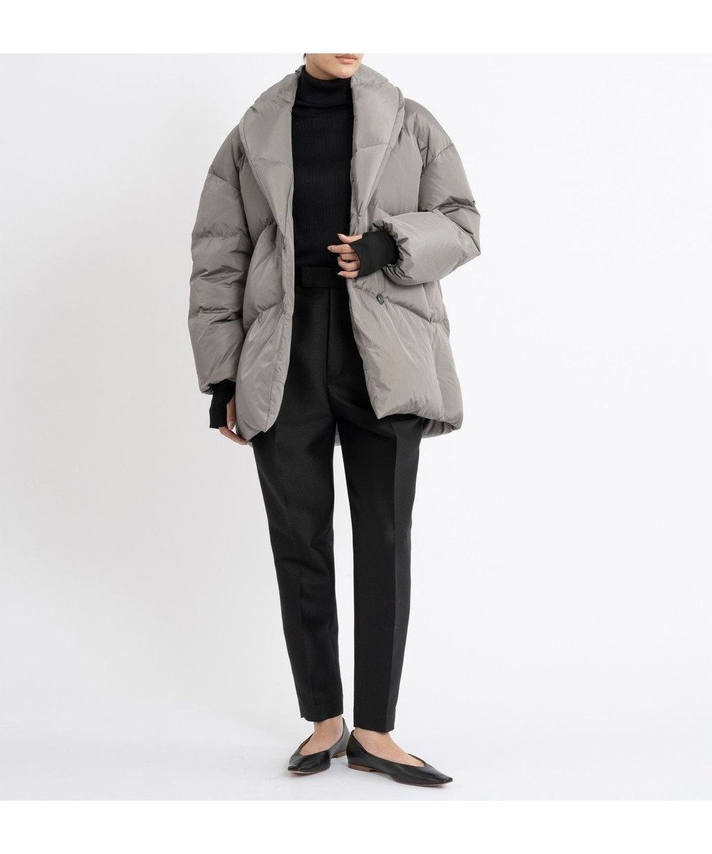 【23区/NIJYUSANKU】の【エステータ】ナイロンタフタ ショールカラー ダウンコート 人気、トレンドファッション・服の通販 founy(ファニー) 　ファッション　Fashion　レディースファッション　WOMEN　アウター　Coat Outerwear　コート　Coats　ジャケット　Jackets　ダウン　Down Coats And Jackets　イタリア　Italy　エレガント 上品　Elegant　キルト　Quilt　ショール　Shawl　シルク　Silk　ジャケット　Jacket　ジャージー　Jersey　タフタ　Taffeta　ダウン　Down　ドッキング　Docking　ドット　Dot　なめらか　Smooth　フロント　Front　防寒　Cold Protection　A/W・秋冬　Aw・Autumn/Winter・Fw・Fall-Winter　冬　Winter　おすすめ　Recommend　 other-1|ID: prp329100004544592 ipo3291000000032113427