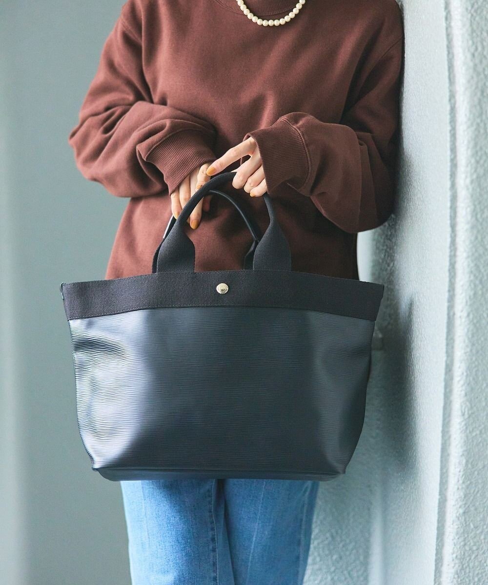 【トプカピ/TOPKAPI】の【Breath TOPKAPI】リプルネオレザー A4トートバッグ インテリア・キッズ・メンズ・レディースファッション・服の通販 founy(ファニー) 　ファッション　Fashion　レディースファッション　Ladies' Fashion Online　バッグ　Bag　クール　Cool　軽量　Lightweight　ショルダー　Shoulder　シンプル　Simple　スマート　Smart　雑誌　Magazine　トラベル　Travel　人気　Popularity　ビーチ　Beach　ポーチ　Pouch　モダン　Modern　リゾート　Resort　ワンポイント　One Point　おすすめ　Recommend　ビジネス 仕事 通勤　Business　ブラック|ID: prp329100004544675 ipo3291000000032563571