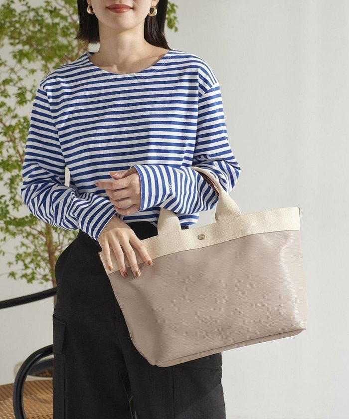 【トプカピ/TOPKAPI】の【Breath TOPKAPI】リプルネオレザー A4トートバッグ インテリア・キッズ・メンズ・レディースファッション・服の通販 founy(ファニー) https://founy.com/ ファッション Fashion レディースファッション Fashion for Women バッグ Bags クール Cool, Chic 軽量 Lightweight, Ultra Light ショルダー Shoulder, Shoulder Strap シンプル Simple, Minimal スマート Smart, Elegant トラベル Travel, Travel Gear 人気 Popular, Best Seller ビーチ Beach, Seaside ポーチ Pouch, Small Case モダン Modern, Contemporary リゾート Resort, Vacation Style ワンポイント One Point, Statement Accent おすすめ Recommended / Our Picks ビジネス 仕事 通勤 Business / Work / Commuting |ID: prp329100004544675 ipo3291000000034268636