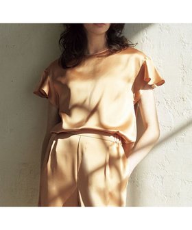 【23区/NIJYUSANKU】の【R(アール)】トリアセサテン フリルスリーブ ブラウス 人気、トレンドファッション・服の通販 founy(ファニー) ファッション Fashion レディースファッション Ladies' Fashion Online トップス・カットソー Tops/Tshirt シャツ/ブラウス Shirts/Blouses エレガント 上品 Elegant 春 Spring サテン Satin シルク Silk スリーブ Sleeve セットアップ Set Up とろみ Thickness ドレープ Drape 人気 Popularity フリル Frills S/S・春夏 Ss・Spring/Summer おすすめ Recommend 夏 Summer 2025年 2025 2025春夏・S/S Ss,Spring/Summer,2025 |ID:prp329100004544816
