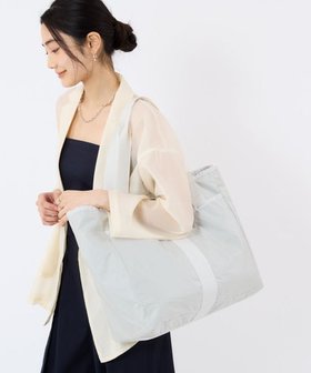 【レスポートサック/LeSportsac】のGYM TOTE BAG/ブランC 人気、トレンドファッション・服の通販 founy(ファニー) ファッション Fashion レディースファッション Ladies' Fashion Online バッグ Bag 巾着 Purse 軽量 Lightweight シューズ Shoes シンプル Simple スポーツ Sports トラベル Travel 定番 Standard 人気 Popularity プリント Print ポケット Pocket ポーチ Pouch マグネット Magnet 無地 Plain Color ヨガ Yoga おすすめ Recommend 旅行 Travel ビジネス 仕事 通勤 Business |ID:prp329100004546678