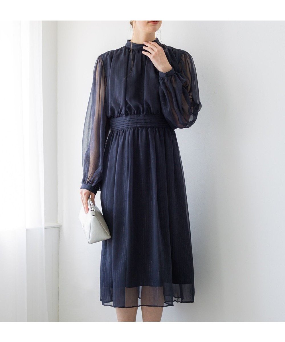 【23区/NIJYUSANKU】の【APPLAUDIR】クレープシフォン ドレス インテリア・キッズ・メンズ・レディースファッション・服の通販 founy(ファニー) 　ファッション　Fashion　レディースファッション　WOMEN　ワンピース　Dress　ドレス　Party Dresses　2025年　2025　2025春夏・S/S　Ss,Spring/Summer,2025　エレガント 上品　Elegant　シフォン　Chiffon　シルク　Silk　シルバー　Silver　ストライプ　Stripe　ドレス　Dress　パーティ　Party　夏　Summer　春　Spring　S/S・春夏　Ss・Spring/Summer　結婚式　Wedding Ceremony　ネイビー|ID: prp329100004547084 ipo3291000000032131291