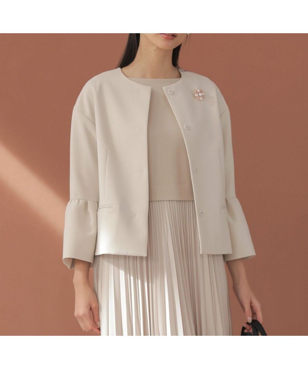 【組曲/KUMIKYOKU】の【KUMIKYOKU NAVY】コンフォータブルドレープ フレアスリーブジャケット インテリア・キッズ・メンズ・レディースファッション・服の通販 founy(ファニー) ファッション Fashion レディースファッション Fashion for Women アウター Coat / Outerwear Collection レディースジャケット・軽アウター Jackets ノーカラージャケット / シンプル上品コーデ Collarless Jackets インナー Innerwear オケージョン Occasion Wear コレクション Collection, Seasonal Line コンパクト Compact, Small Size ジャケット Jacket, Outerwear スタイリッシュ Stylish, Fashionable セットアップ Set-Up, Coordinated Outfit トレンド Trend, Trending Now ドレス Dress, One-Piece フォルム Silhouette, Form フォーマル Formal, Dressy フレア Flare, Flared ベスト Vest, Waistcoat A/W・秋冬 Autumn/Winter 2022年 2022 S/S・春夏 SS, Spring/Summer, Warm Season 2022-2023秋冬・A/W Autumn/Winter 2022–23 AW22–23 夏 Summer エレガント 上品 Elegant セレモニー Ceremony 入学式 Entrance Ceremony 卒業式 Graduation Ceremony 結婚式 Wedding サンドベージュ系|ID: prp329100004547375 ipo3291000000034609797