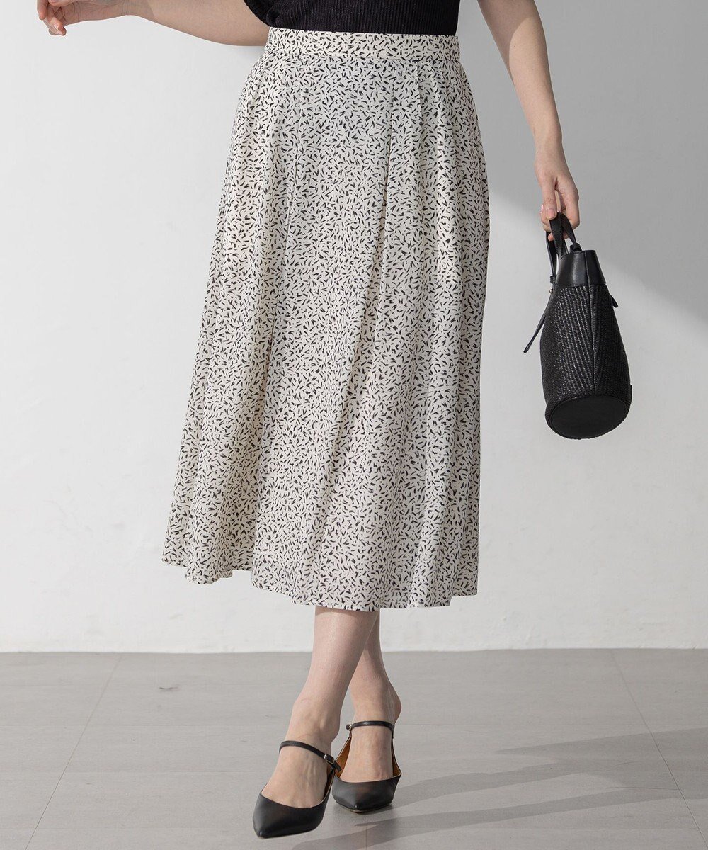 【23区/NIJYUSANKU】の【接触冷感/吸水速乾】ペインティングプリント スカート インテリア・キッズ・メンズ・レディースファッション・服の通販 founy(ファニー) 　ファッション　Fashion　レディースファッション　Fashion for Women　スカート　Skirts　春　Spring　吸水　Absorbent, Quick-Dry　ドレープ　Drape, Draping Fabric　フレア　Flare, Flared　プリント　Print, Printed Pattern　ボックス　Boxy, Box Shape　S/S・春夏　SS, Spring/Summer, Warm Season　夏　Summer　エレガント 上品　Elegant　2025年　2025　2025春夏・S/S　Spring/Summer 2025 SS25　ベージュプリント|ID: prp329100004547828 ipo3291000000034244604