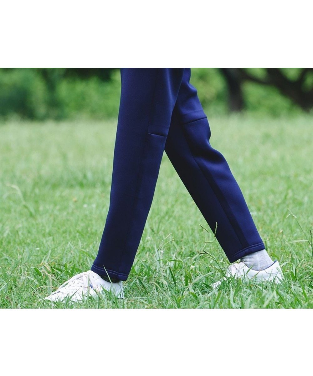 【23区 ゴルフ/NIJYUSANKU GOLF】の【WOMEN】ダンボールニットパンツ 履き心地抜群でポケット付き!近所へのお出かけに◎ インテリア・キッズ・メンズ・レディースファッション・服の通販 founy(ファニー) 　ファッション　Fashion　レディースファッション　Fashion for Women　パンツ　Pants & Trousers　ストレッチ　Stretch, Stretchy Fabric　スマホ　Smartphone, Mobile Device　ポケット　Pocket, Pocket Detail　A/W・秋冬　Autumn/Winter　ネイビー系|ID: prp329100004548398 ipo3291000000032656890