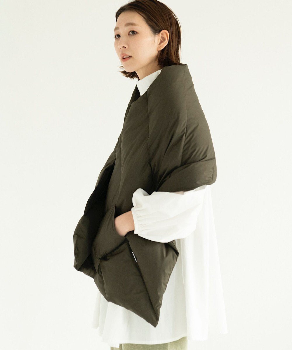 【ケーダブルディー/KWD】の【日本製/UNISEX】DOWN SHAWL ポーランドホワイトグースダウンショール インテリア・キッズ・メンズ・レディースファッション・服の通販 founy(ファニー) 　ファッション　Fashion　レディースファッション　Fashion for Women　キルト　Quilt, Quilted Fabric　ショール　Shawl, Wrap　ストール　Stole, Wrap　ダウン　Down, Puffer　ハンド　Hand, Handmade　パターン　Pattern, Design Print　フェザー　Feather, Feather Detail　フロント　Front, Front Design　ベスト　Vest, Waistcoat　ポケット　Pocket, Pocket Detail　マフラー　Scarf, Muffler　ユニセックス　Unisex, Genderless　A/W・秋冬　Autumn/Winter　日本製　Made In Japan　カーキ|ID: prp329100004548841 ipo3291000000033583990