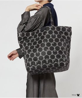 【イザック/Y'SACCS】の【Disney Collection】シルエットプリントトートバッグ Lサイズ 人気、トレンドファッション・服の通販 founy(ファニー) ファッション Fashion レディースファッション Ladies' Fashion Online バッグ Bag キャンバス Canvas シンプル Simple スマート Smart ドット Dot パターン Pattern プリント Print ポケット Pocket リバーシブル Reversible 旅行 Travel |ID:prp329100004549008