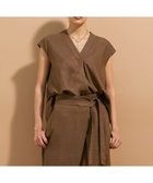 【ベイジ,/BEIGE,】のCAROLE / ペプラムブラウス Mocha|ID: prp329100004549283 ipo3291000000034283129