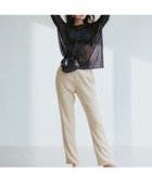 【アイシービー/iCB】の【MAG×スタイリストコラボ】シャイニーシアーニット×サテンストレートパンツ ブラックニット×ベージュパンツ|ID: prp329100004549319 ipo3291000000033659211