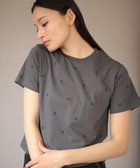 【グリーンパークス/Green Parks】の・DOUBLE FLAGS ハート総柄刺繍TEE Charcoal Gray|ID: prp329100004549577 ipo3291000000032153593