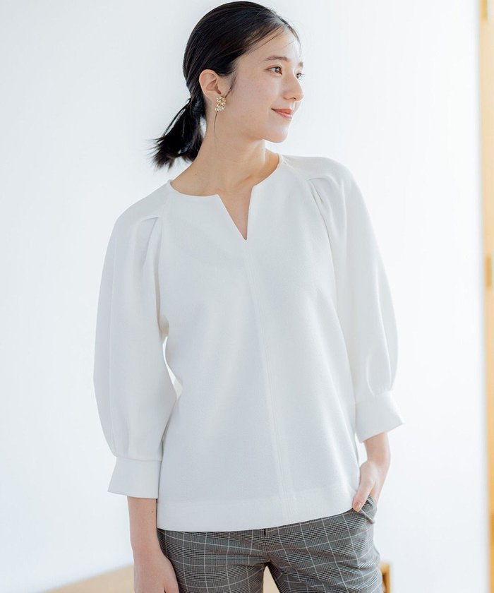 【組曲/KUMIKYOKU】のタックスリーブカルゼ カットソー インテリア・キッズ・メンズ・レディースファッション・服の通販 founy(ファニー) https://founy.com/ ファッション Fashion レディースファッション Ladies' Fashion Online トップス・カットソー Tops/Tshirt シャツ/ブラウス Shirts/Blouses ロング / Tシャツ T-Shirts カットソー Cut and Sewn カットソー Cut And Sew ジャージ Jersey スリット Slit スリーブ Sleeve ツイル Twill バランス Balance フロント Front ボトム Bottom A/W・秋冬 Aw・Autumn/Winter・Fw・Fall-Winter 再入荷 Restock/Back In Stock/Re Arrival エレガント 上品 Elegant |ID: prp329100004551320 ipo3291000000032655061