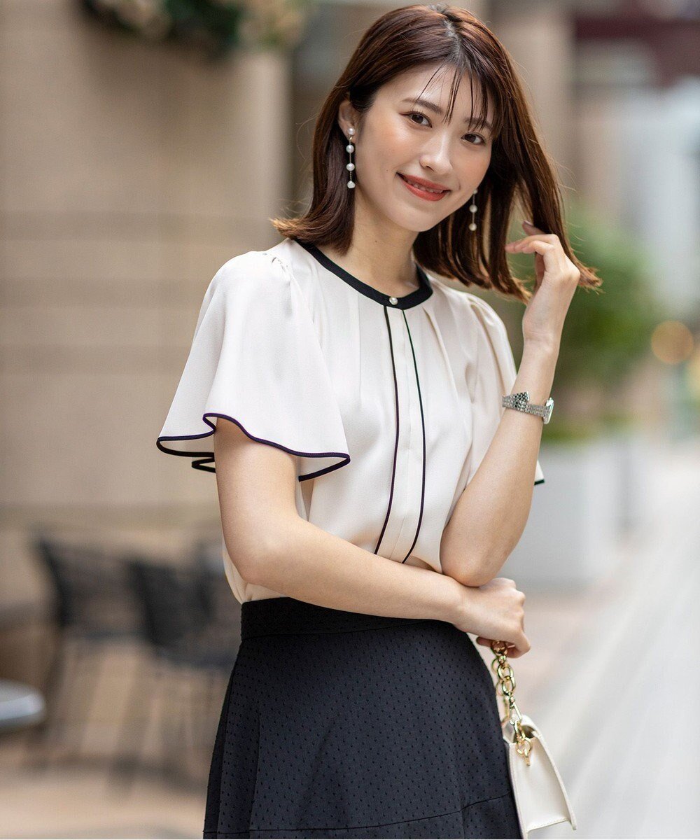 【エニィ スィス/any SiS】の【洗える】バイカラーフレア ブラウス インテリア・キッズ・メンズ・レディースファッション・服の通販 founy(ファニー) 　ファッション　Fashion　レディースファッション　Fashion for Women　トップス・カットソー　Cut & Sew Tops　シャツ・ブラウス・オフィスカジュアル　Elegant Blouses & Button-Ups　おすすめ　Recommended / Our Picks　ウォッシャブル　Machine Washable　シンプル　Simple, Minimal　ジャケット　Jacket, Outerwear　ジョーゼット　Georgette, Semi-Sheer Fabric　フレア　Flare, Flared　フロント　Front, Front Design　エレガント 上品　Elegant　夏　Summer　定番　Standard, Basic Item　新作・新入荷　New Arrivals / New In　春　Spring　S/S・春夏　SS, Spring/Summer, Warm Season　洗える　Machine Washable　アイボリー|ID: prp329100004551478 ipo3291000000036295638