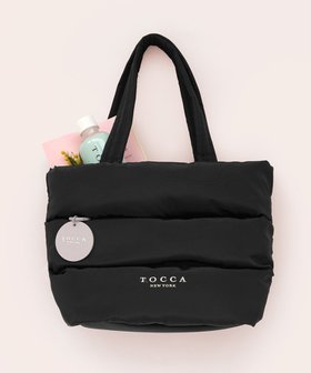 【トッカ/TOCCA】の【撥水】T-ARIA QUILTTOTE トートバッグ 人気、トレンドファッション・服の通販 founy(ファニー) ファッション Fashion レディースファッション Fashion for Women バッグ Bags 冬 Winter / This Winter キルト Quilt, Quilted Fabric シリコン Silicone, Silicone Material シンプル Simple, Minimal ジップ Zip, Zipper チャーム Charm, Pendant バランス Balance, Style Balance フェミニン Feminine, Girly フォルム Silhouette, Form フロント Front, Front Design ボーダー Border, Stripe ポケット Pocket, Pocket Detail A/W・秋冬 Autumn/Winter 財布 Wallet, Purse |ID:prp329100004551949