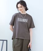 【23区/NIJYUSANKU】の【SLOW/一部店舗限定】MVSコットン ロゴTシャツ スレートxオフホワイトロゴ|ID:prp329100004552045