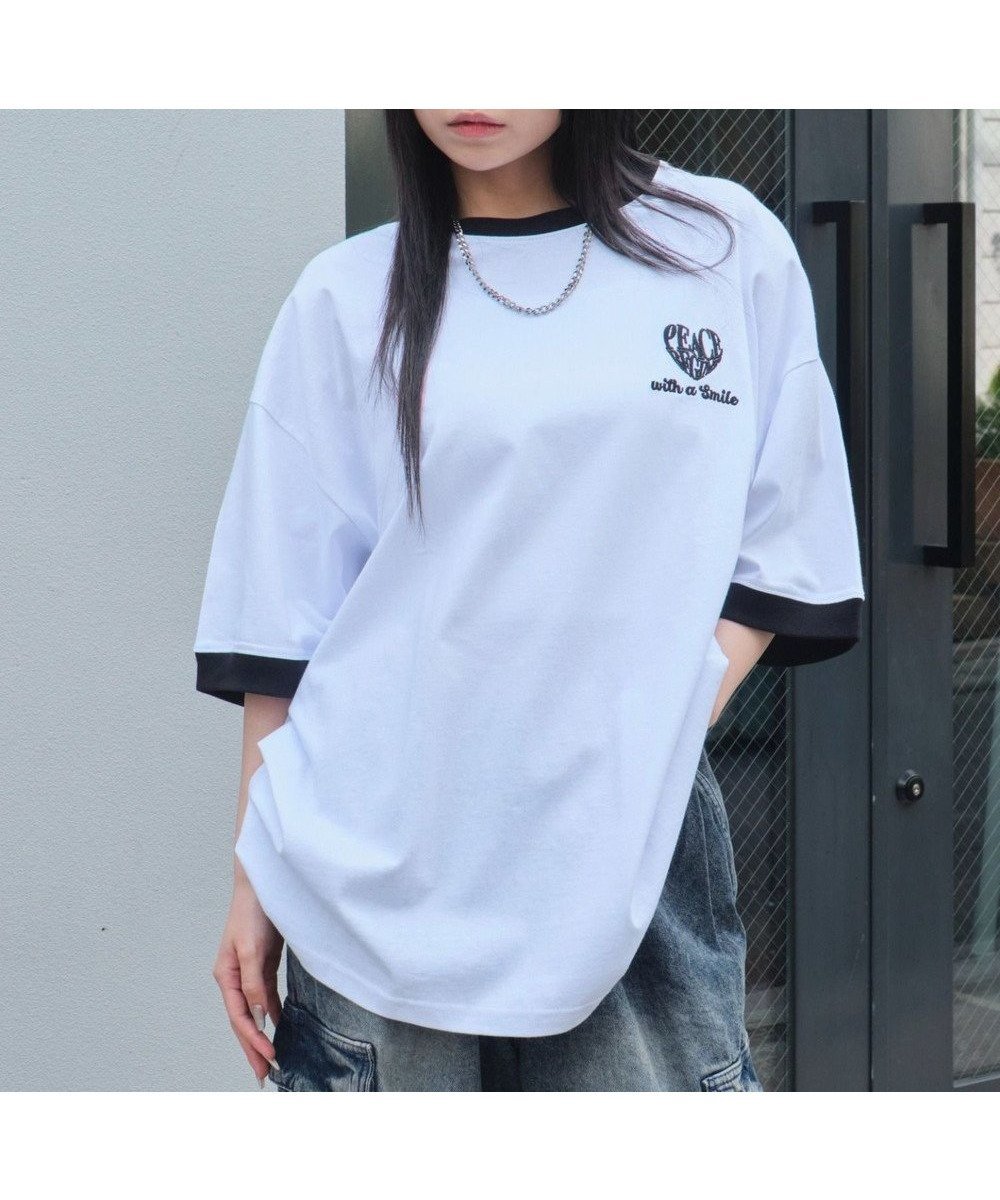 【ウィゴー/WEGO】の【ユニセックス着用ITEM/MLサイズ展開】アクセ付きリンガーグラフィックT(SS) インテリア・キッズ・メンズ・レディースファッション・服の通販 founy(ファニー) 　ファッション　Fashion　レディースファッション　WOMEN　トップス・カットソー　Tops/Tshirt　シャツ/ブラウス　Shirts/Blouses　ロング / Tシャツ　T-Shirts　カットソー　Cut and Sewn　アクセサリー　Accessories　春　Spring　カットソー　Cut And Sew　カーゴパンツ　Cargo Pants　グラフィック　Graphic　シンプル　Simple　スマホ　Smartphone　デニム　Denim　ネックレス　Necklace　ハーフ　Half　プリント　Print　半袖　Short Sleeve　ロング　Long　ワンポイント　One Point　S/S・春夏　Ss・Spring/Summer　おすすめ　Recommend　夏　Summer　アッシュグレー|ID: prp329100004552297 ipo3291000000032261960