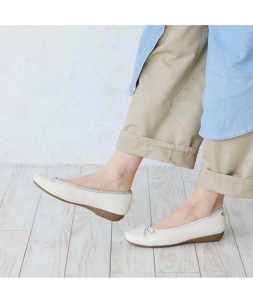 【イング/ing】のing リラックスバレエシューズ インテリア・キッズ・メンズ・レディースファッション・服の通販 founy(ファニー) 　ファッション　Fashion　レディースファッション　Fashion for Women　くるぶし　Ankle-Length　シューズ　Shoes, Footwear　シンプル　Simple, Minimal　スニーカー　Sneakers, Trainers　トレンド　Trend, Trending Now　バランス　Balance, Style Balance　バレエ　Ballet, Ballet Style　ベスト　Vest, Waistcoat　ベーシック　Basic, Essential　ワンポイント　One Point, Statement Accent　おすすめ　Recommended / Our Picks　アイボリー|ID: prp329100004552929 ipo3291000000036287237