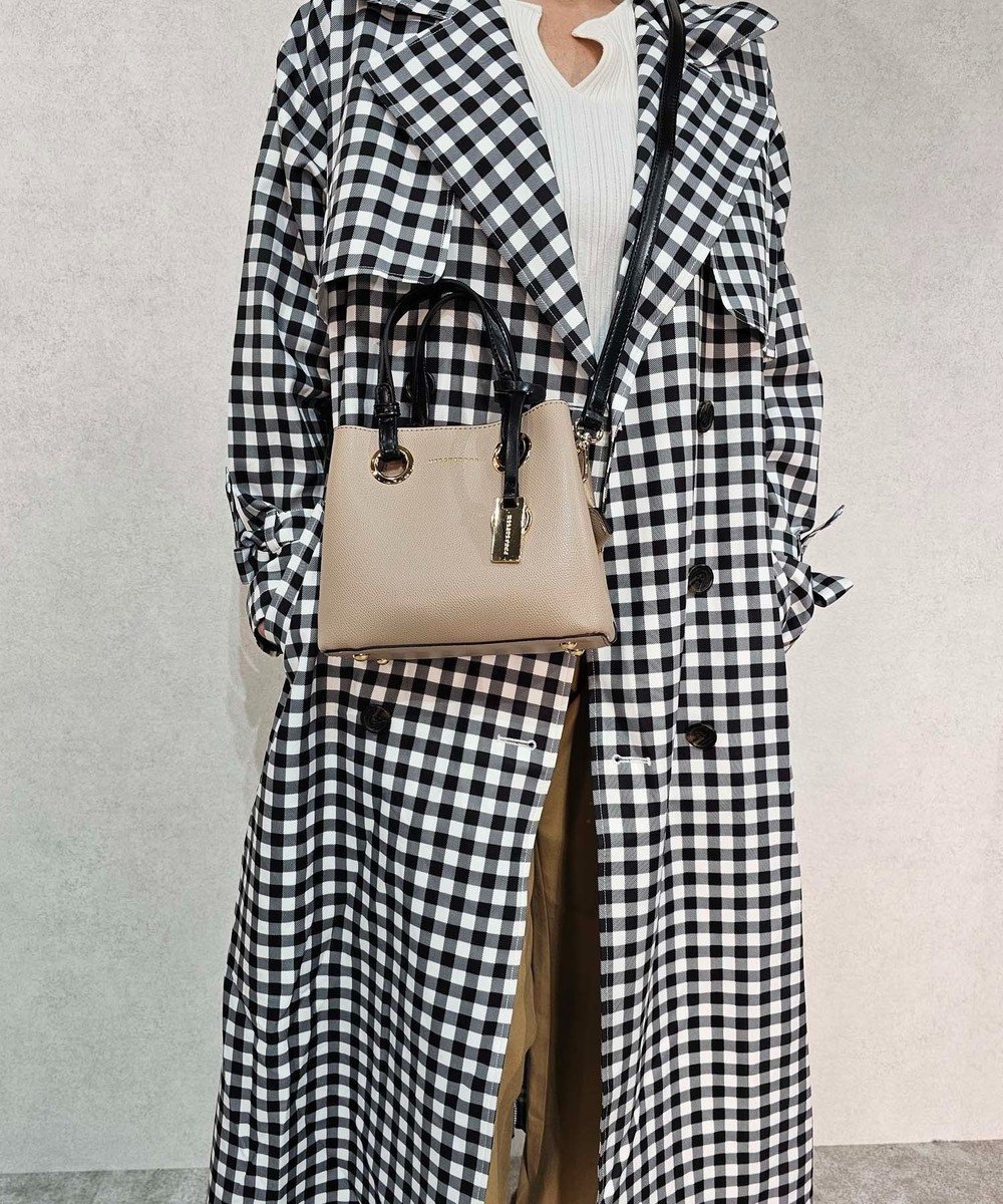 【スタイルコード/STYLE CODE】の【MERCURYDUO/マーキュリーデュオ】メタルアイレット ミニショルダーバッグ、ハンドバッグ インテリア・キッズ・メンズ・レディースファッション・服の通販 founy(ファニー) 　ファッション　Fashion　レディースファッション　Ladies' Fashion Online　バッグ　Bag　コンパクト　Compact　ショルダー　Shoulder　ハンドバッグ　Handbag　フェミニン　Feminine　ポケット　Pocket　再入荷　Restock/Back In Stock/Re Arrival　NEW・新作・新着・新入荷　New Arrivals　エレガント 上品　Elegant　ベージュ|ID: prp329100004553059 ipo3291000000032654368