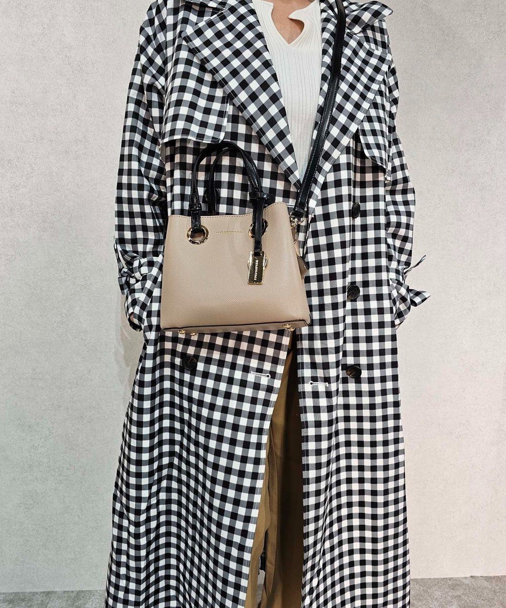 【スタイルコード/STYLE CODE】の【MERCURYDUO/マーキュリーデュオ】メタルアイレット ミニショルダーバッグ、ハンドバッグ インテリア・キッズ・メンズ・レディースファッション・服の通販 founy(ファニー) ファッション Fashion レディースファッション Fashion for Women バッグ Bags コンパクト Compact, Small Size ショルダー Shoulder, Shoulder Strap フェミニン Feminine, Girly ポケット Pocket, Pocket Detail 再入荷 Restock / Back in Stock エレガント 上品 Elegant ベージュ|ID: prp329100004553059 ipo3291000000033655740