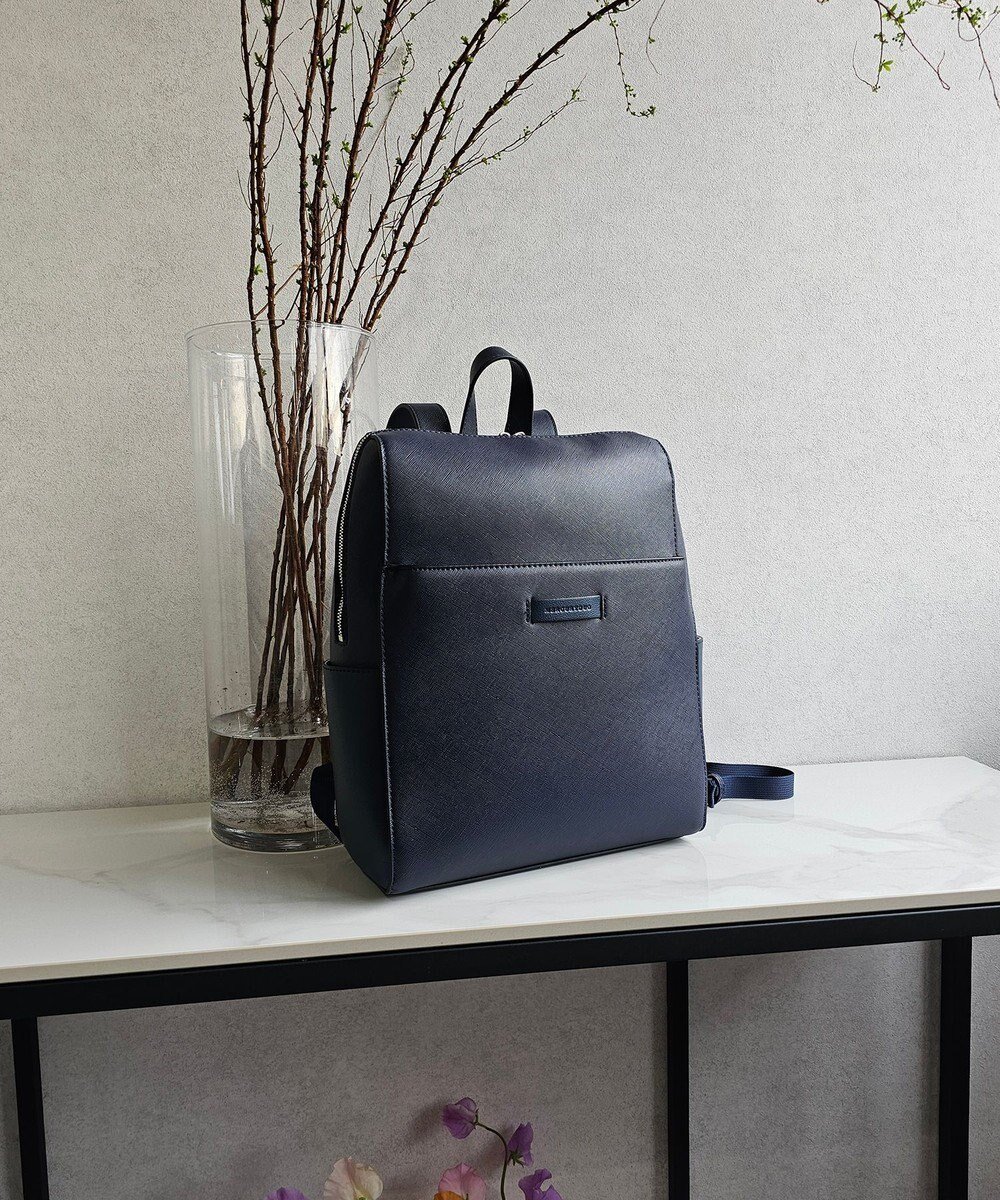 【スタイルコード/STYLE CODE】の【MERCURYDUO/マーキュリーデュオ】超軽量 リュックサック インテリア・キッズ・メンズ・レディースファッション・服の通販 founy(ファニー) 　ファッション　Fashion　レディースファッション　Ladies' Fashion Online　バッグ　Bag　春　Spring　カットソー　Cut And Sew　軽量　Lightweight　シンプル　Simple　ジャケット　Jacket　スウェット　Sweat　雑誌　Magazine　プレーン　Plane　ベーシック　Basic　ポケット　Pocket　リュック　Ruck Sack　A/W・秋冬　Aw・Autumn/Winter・Fw・Fall-Winter　S/S・春夏　Ss・Spring/Summer　再入荷　Restock/Back In Stock/Re Arrival　夏　Summer　エレガント 上品　Elegant　ビジネス 仕事 通勤　Business　ブラック|ID: prp329100004553070 ipo3291000000032551844